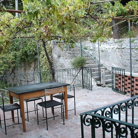 Valbravenna Fontana'S House Relax 게스트하우스 외부 사진